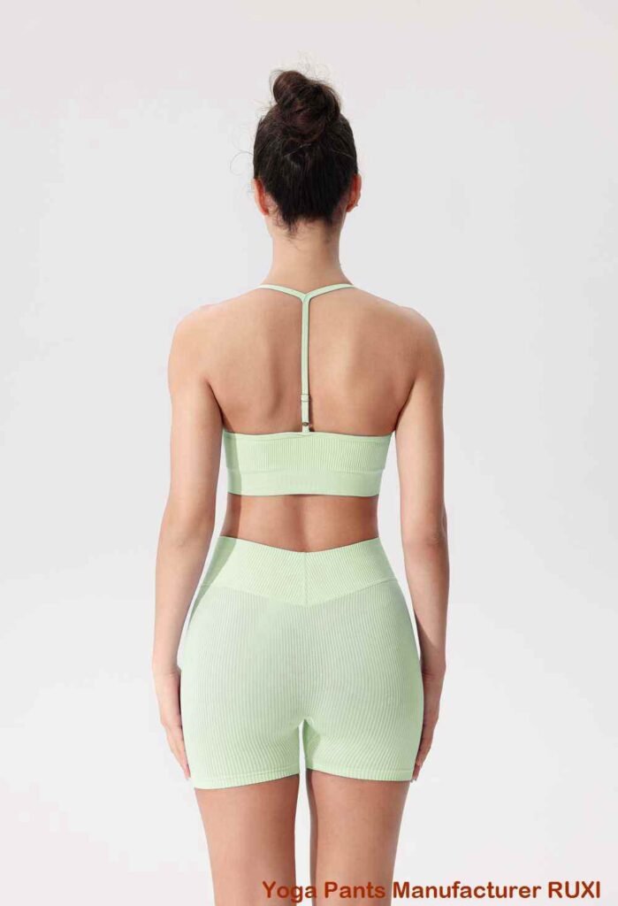 Pantalones cortos de gimnasia para mujer hasta la rodilla