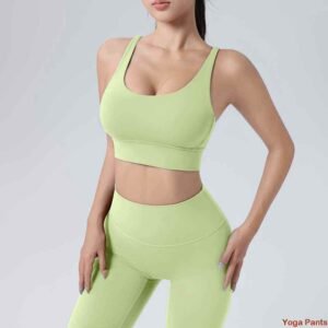 Sujetador deportivo Henley con sujeción atlética cómoda