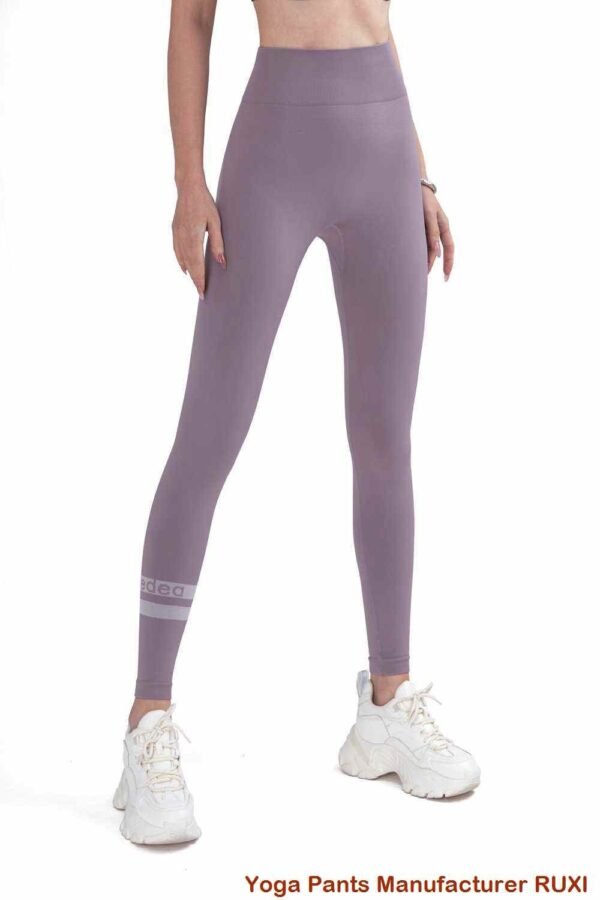 Conjunto de leggings con corte de bota RUXI es983