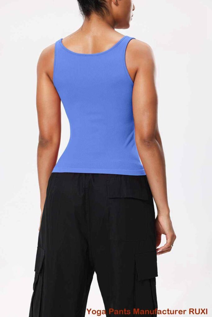 Pantalones cortos de yoga a rayas con ajuste cómodo RUXI