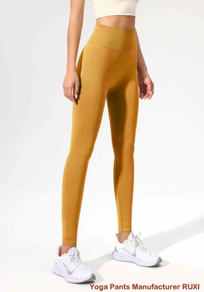 Liquidación de pantalones cortos deportivos para hombre
