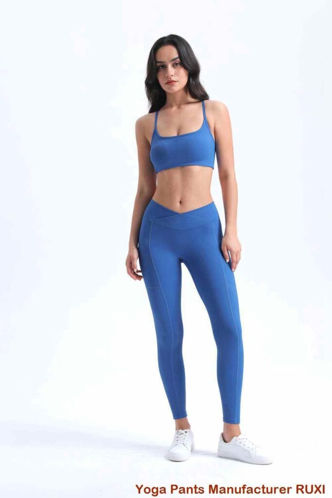 pantalones cortos y sujetador deportivo RUXI es3502