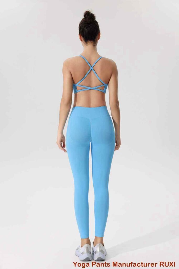 Conjunto de pantalones cortos de yoga con falda RUXI