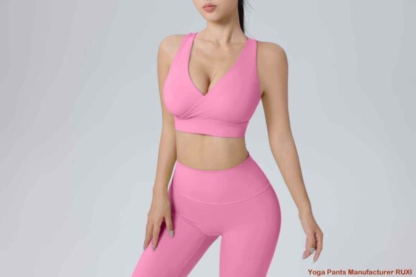 sujetador deportivo de cuello alto y escote halter RUXI