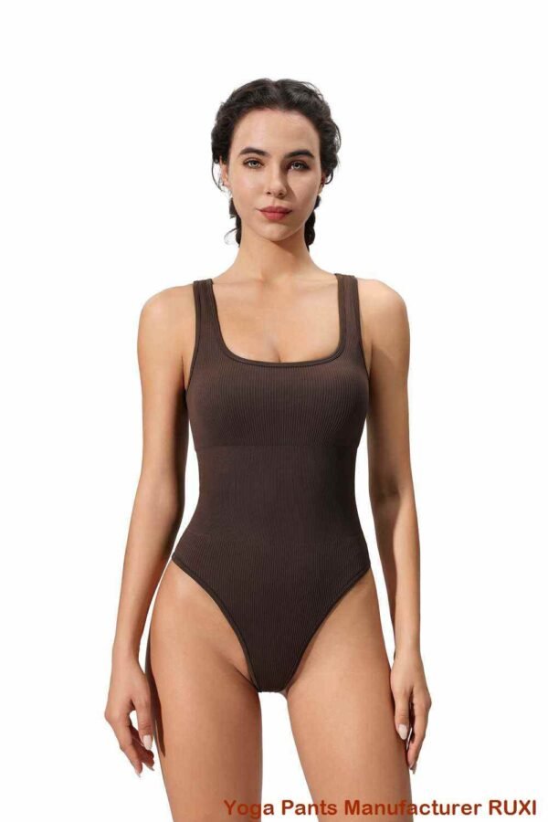 Pantalones de yoga con bajo acampanado RUXI es700