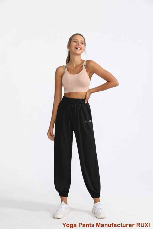 Elegante vestido Yogi Flow para un movimiento consciente